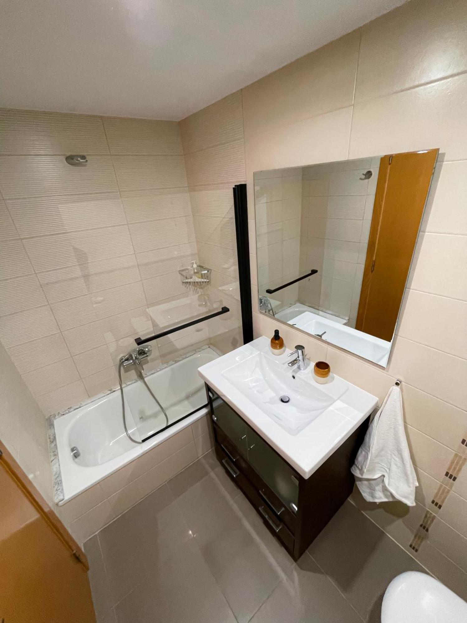 Habitaciones Privadas Con Bano En Piso Centrico Gandia Exterior photo